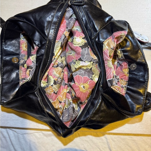 Joe Boxer Black Leather Shoulder Bag - Picture 4 of 5